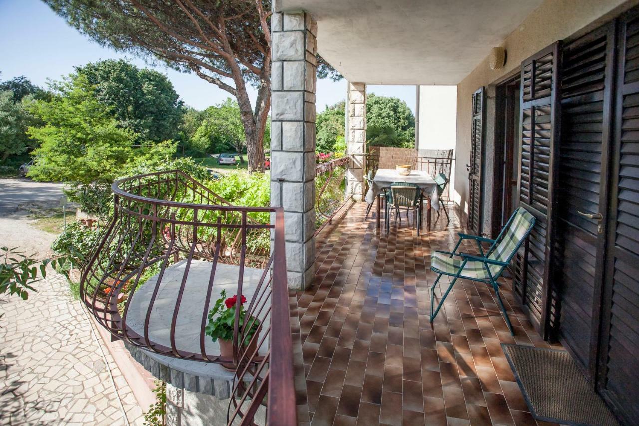 Apartment Regina Rovinj Exterior foto